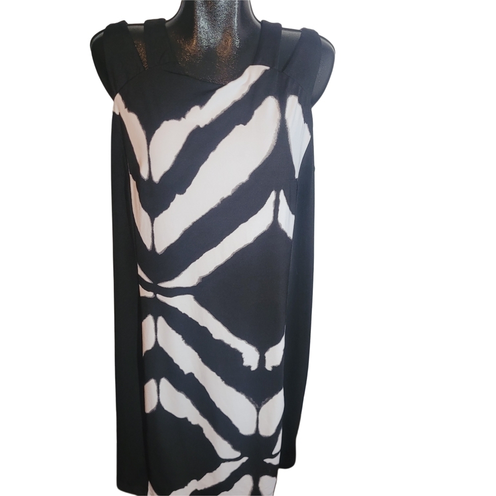 Addition Elle Black and White Sleeveless Shift Dress Size 2X